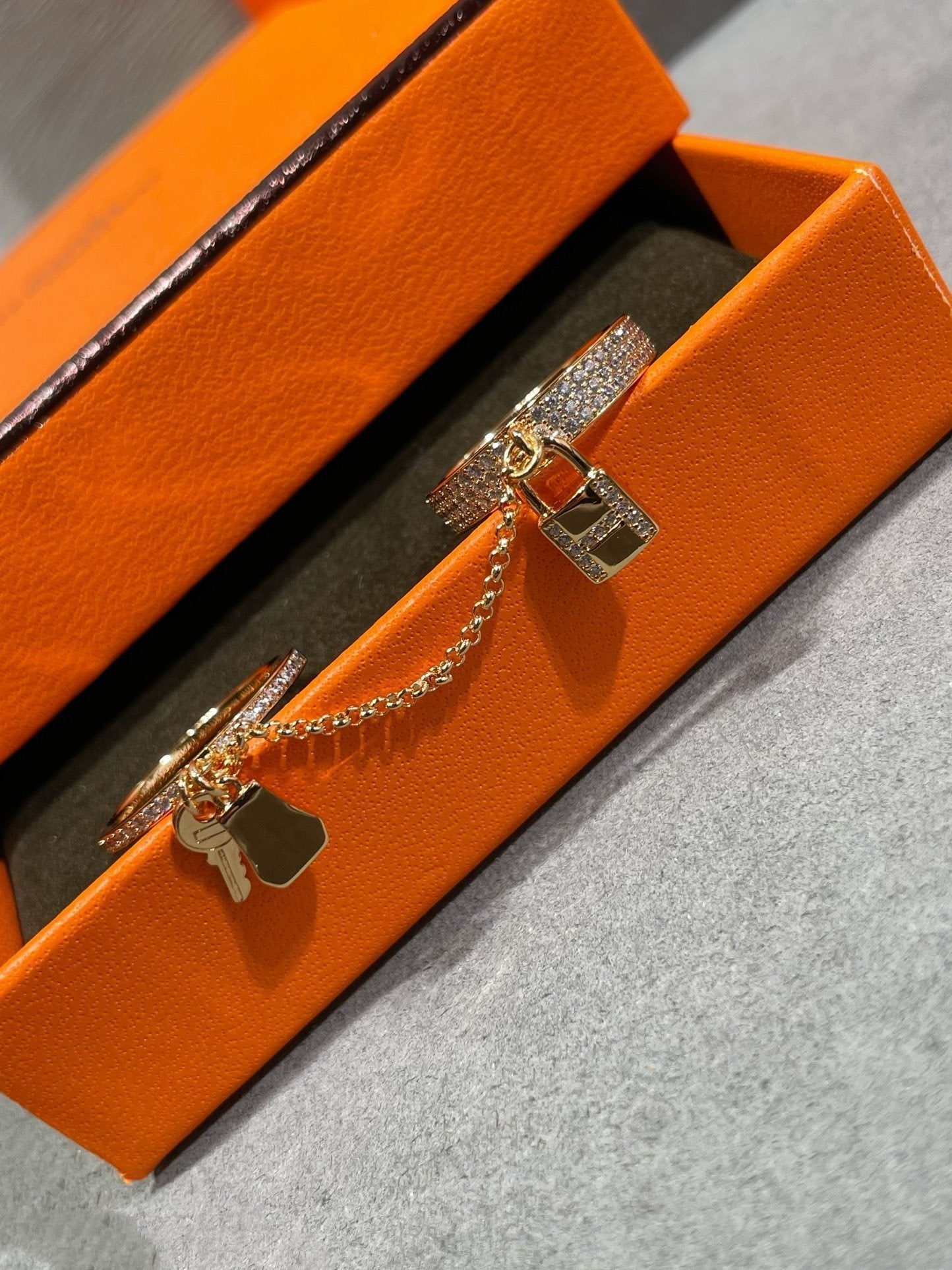 Lume Jewelry ケリー クロシェット ダブルリング ダイヤモンド付