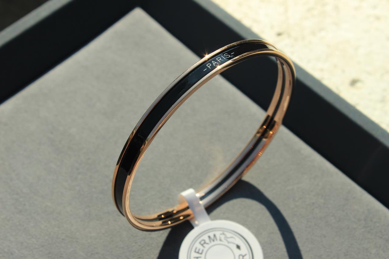 「Lume Jewelry」HM UNI バングルバッグ