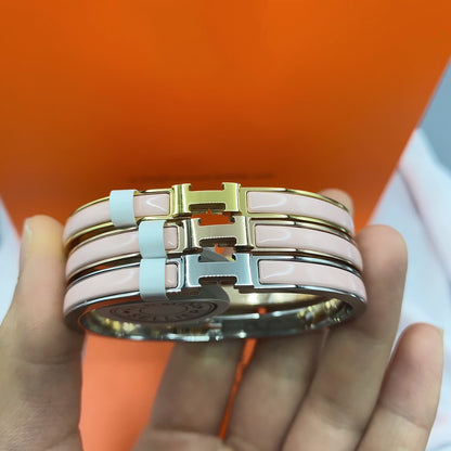 Lume Jewelry　クラシック HM クリック ピンク 8MM エナメル ブレスレット