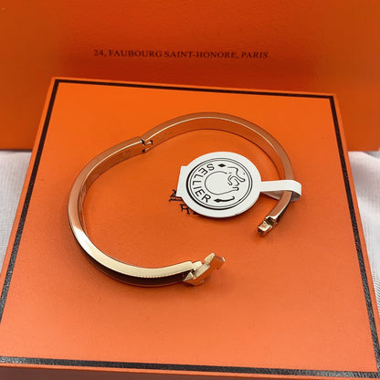 「Lume Jewelry」クラシック HM クリック ブラック 8mm エナメルブレスレット