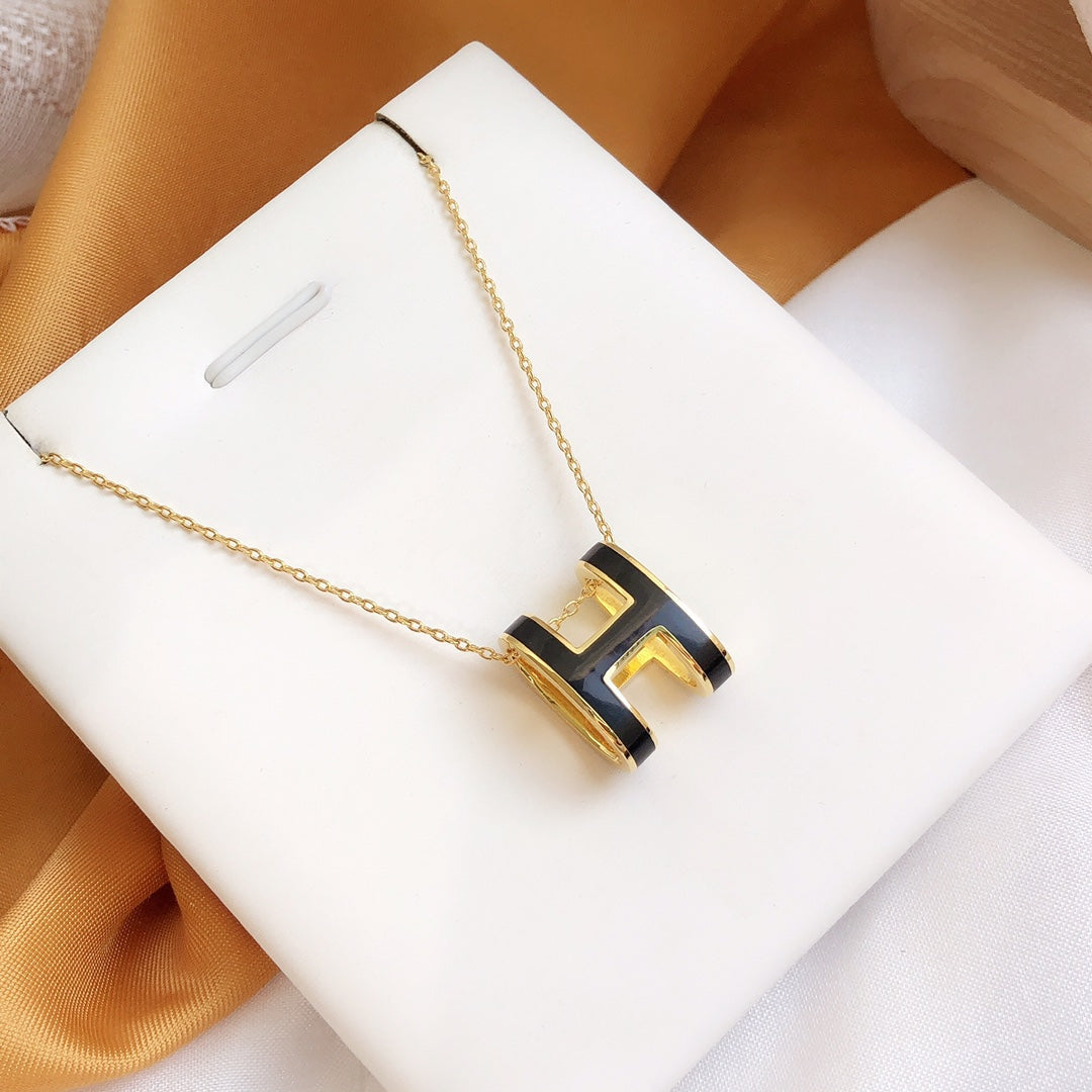 「Lume Jewelry」HM クリック ブラックエナメル ゴールドネックレス