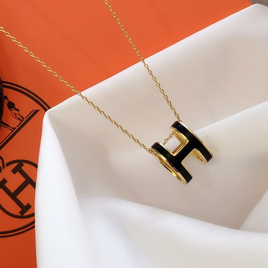 「Lume Jewelry」HM クリック ブラックエナメル ゴールドネックレス