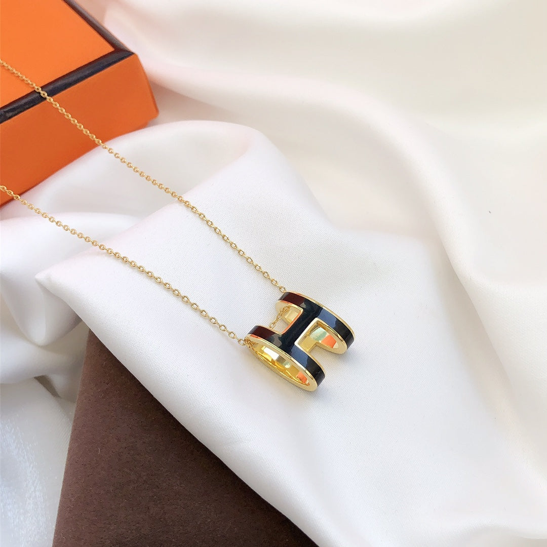 「Lume Jewelry」HM クリック ブラックエナメル ゴールドネックレス