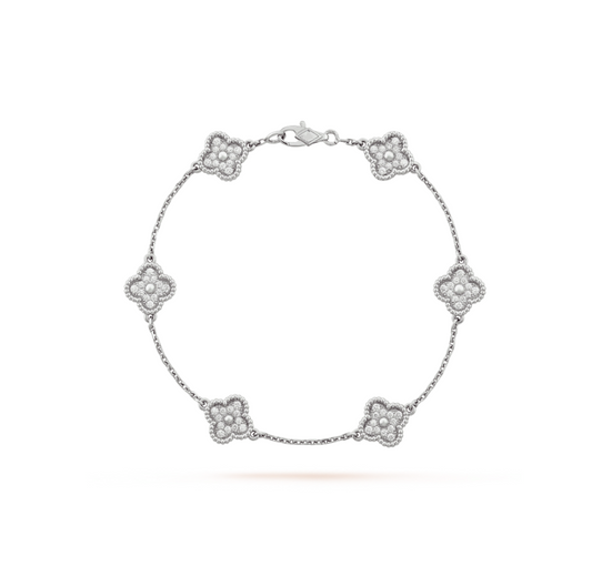 Lume Jewelry「クローバー 6モチーフ シルバーダイヤモンドブレスレット」