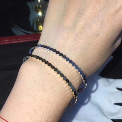 Lume Jewelry「BEE LOVE シルバーブレスレット」