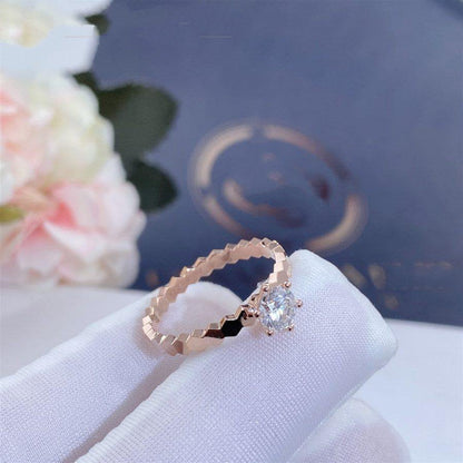 Lume Jewelry「BEE LOVE RING PINK GOLD 1 DIAMOND」