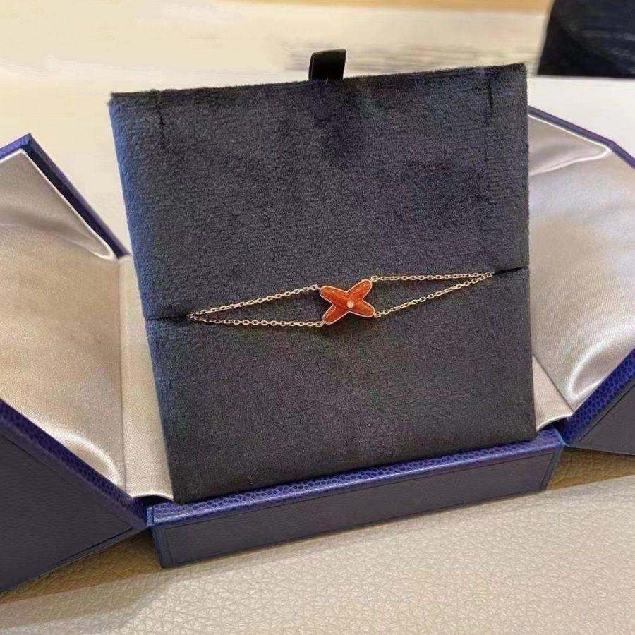 Lume Jewelry「JEUX BRACELET CARNELIAN PINK GOLD 1 DIAMOND」