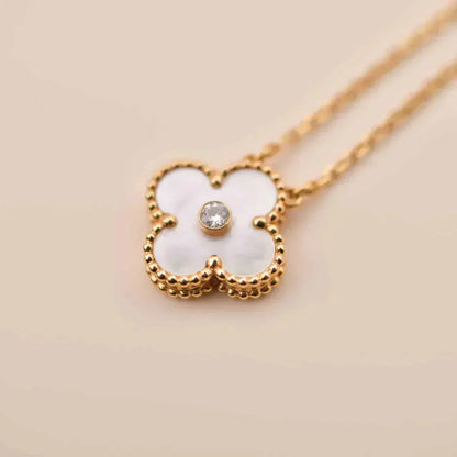Lume Jewelry クローバー 15MM ダイヤモンド ホワイトフリティラリア ネックレス