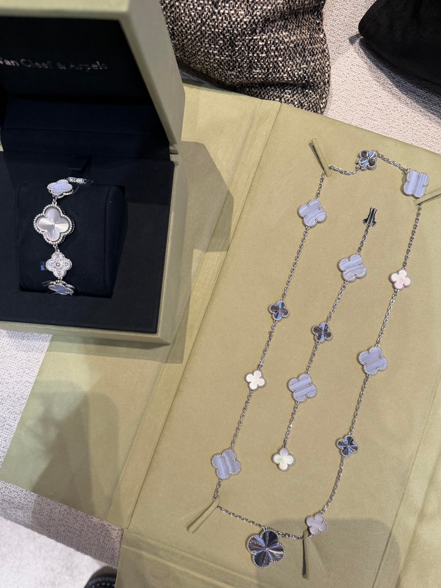 [¡®Lume Jewelry¡¯] 25 NEW CLOVER 15 MOTIFS パープルカルセドニー