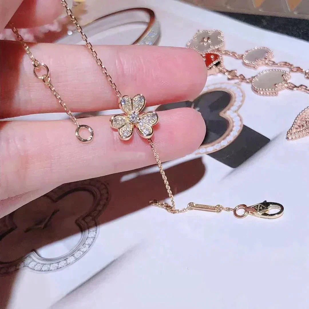 「ルームジュエリー」フリヴォル ゴールドフラワー ダイヤモンドブレスレット