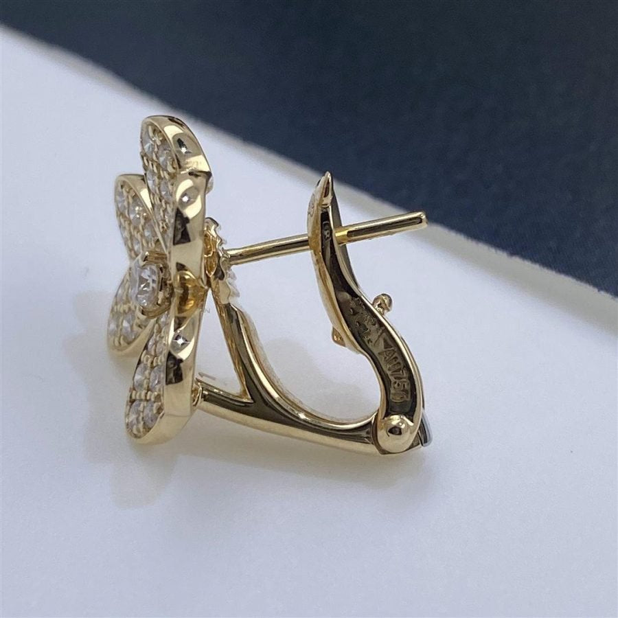 ®Lume Jewelry®フリヴォル ゴールドフラワー ダイヤモンドイヤリング