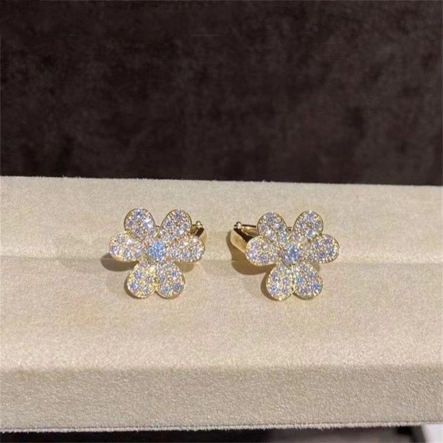 ®Lume Jewelry®フリヴォル ゴールドフラワー ダイヤモンドイヤリング