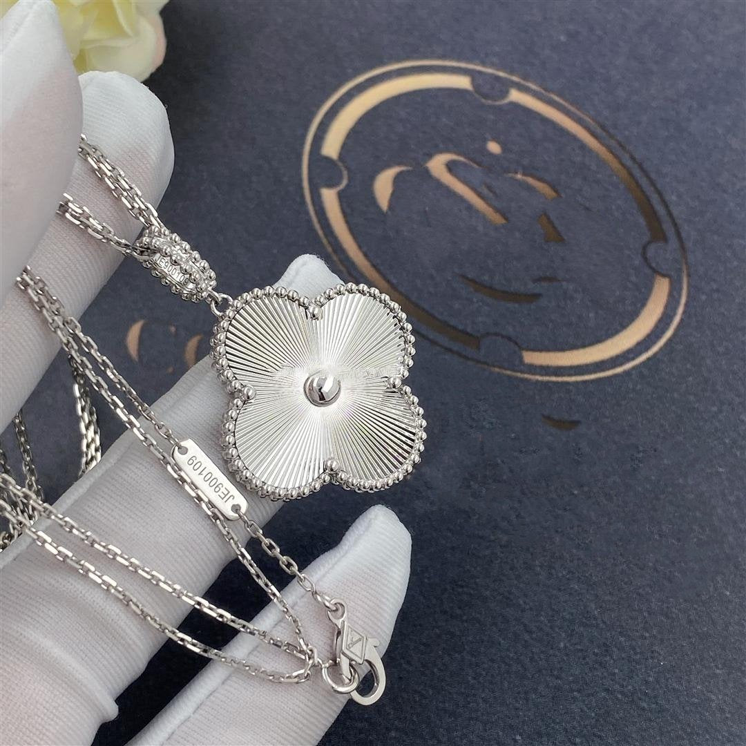 Lume Jewelry クローバー 25MM シルバー ビッグ クローバー ネックレス