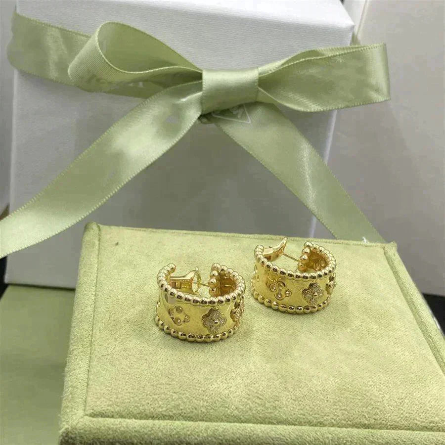 ルミエールジュエリー PERLEE ダイヤモンドピアス