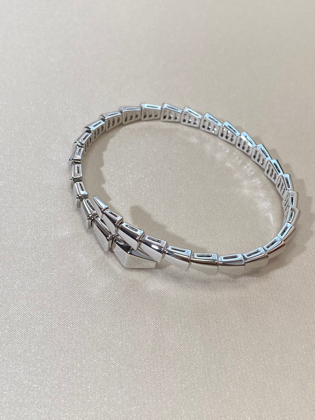 [✨Lume Jewelry✨] Viper Silver No‑Diamond Snake Bracelet