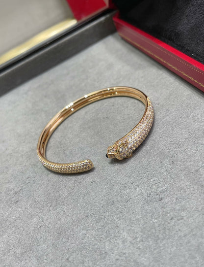 「リュームジュエリー」パンテール フルダイヤモンド オープンブレスレット